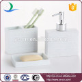 Plaza Cuarto de baño de porcelana de 4 piezas Set Accesorio de tocador Matte White